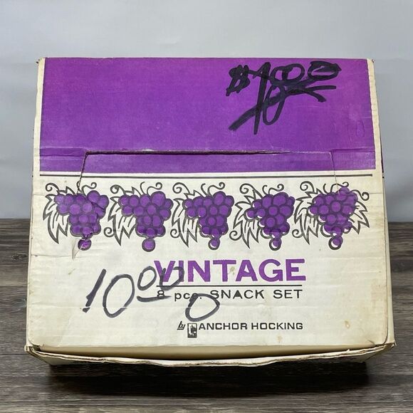 Vintage ANCHOR HOCKING Early American Prescut 8 Piece Snack Set Orig. Box EUC - Picture 1 of 14